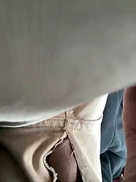 cubanc0ck online show from March 5, 2025, 8:42 pm