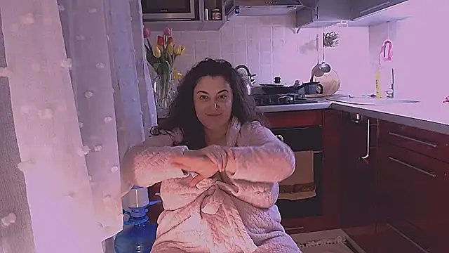 Snapshot of SoftLia chatting on March 8, 2026, 9:51 pm SoftLia online show from March 8, 2026, 9:51 pm