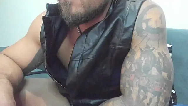 Snapshot of Tiberius_hunk chatting on March 15, 2025, 6:32 pm Tiberius hunk online show from March 15, 2025, 6:32 pm