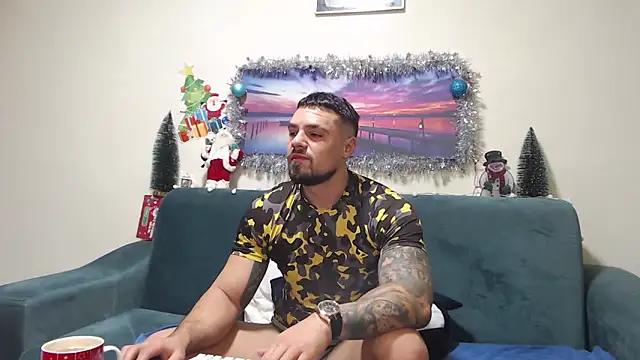 Tiberius hunk online show from December 20, 2025, 9:34 am