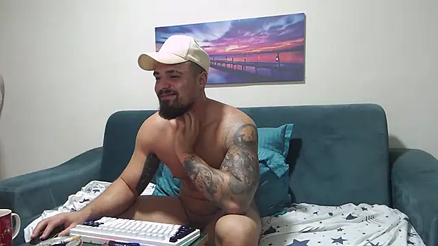 Snapshot of Tiberius_hunk chatting on September 24, 2025, 6:09 am Tiberius hunk online show from September 24, 2025, 6:09 am