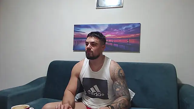 Tiberius hunk online show from November 27, 2025, 7:20 am