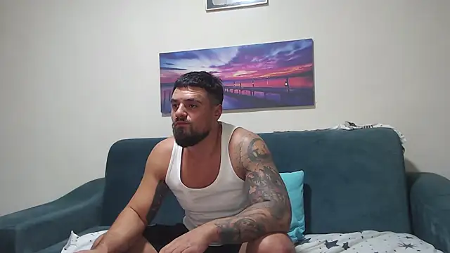Snapshot of Tiberius_hunk chatting on October 18, 2025, 3:25 pm Tiberius hunk online show from October 18, 2025, 3:25 pm
