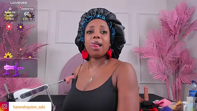 Snapshot of Hanaahquinn chatting on November 14, 2025, 11:58 am Hanaahquinn online show from November 14, 2025, 11:58 am