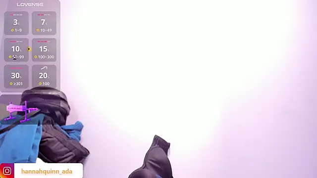 Snapshot of Hanaahquinn chatting on October 27, 2025, 11:44 am Hanaahquinn online show from October 27, 2025, 11:44 am