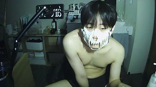 sdamvo2 online show from March 16, 2026, 1:04 pm