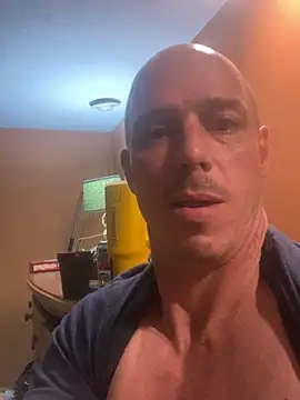 Mac ThunderCock online show from June 6, 2026, 4:07 am