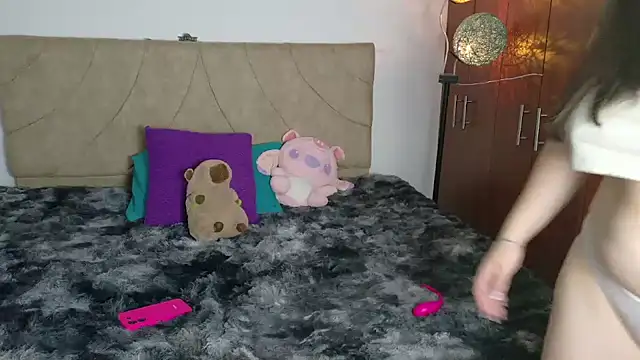 Sweetlove 243 online show from October 25, 2025, 7:18 am