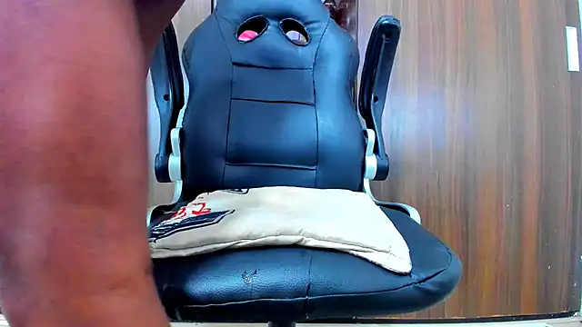 Dreamastercum  online show from September 29, 2025, 7:30 pm