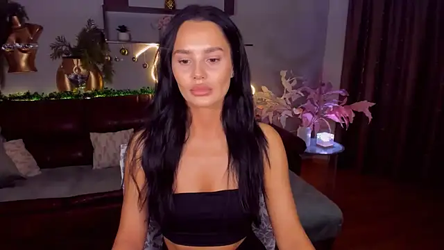 DanaSincere online show from December 17, 2025, 4:17 am