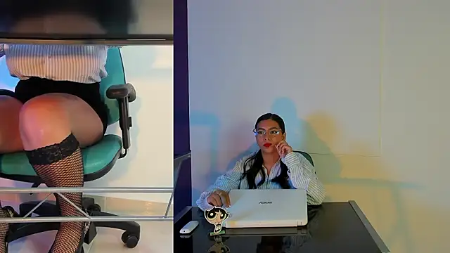 emilyy cooperr online show from February 11, 2026, 12:27 pm