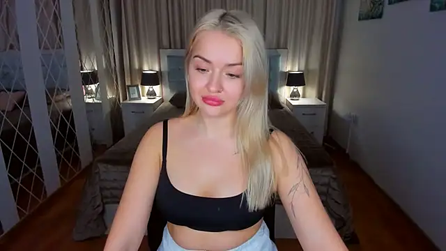 EvaGoddes online show from February 27, 2026, 7:08 am