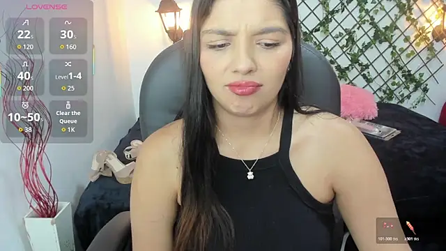 Snapshot of issa__nassar chatting on October 27, 2025, 2:07 pm issa nassar online show from October 27, 2025, 2:07 pm