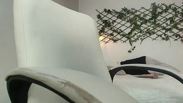 issa  nassar online show from April 18, 2026, 1:35 pm