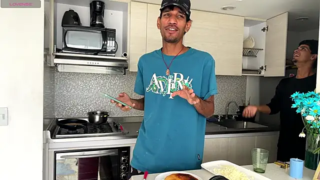 Miguel bigcock online show from December 16, 2025, 2:54 pm