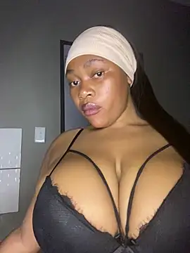 CuteSexyBoobz online show from January 5, 2026, 9:40 pm