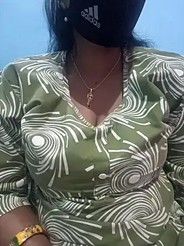 Snapshot of Sexyradha_ chatting on March 3, 2026, 4:14 pm Sexyradha online show from March 3, 2026, 4:14 pm