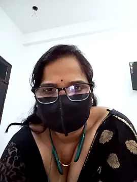 Snapshot of Neha-Bhabhi-Rasily chatting on March 8, 2025, 8:03 pm Neha-Bhabhi-Rasily online show from March 8, 2025, 8:03 pm
