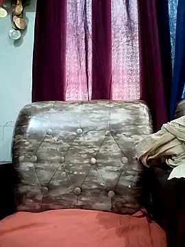 Snapshot of Neha-Bhabhi-Rasily chatting on September 13, 2025, 8:14 am Neha-Bhabhi-Rasily online show from September 13, 2025, 8:14 am