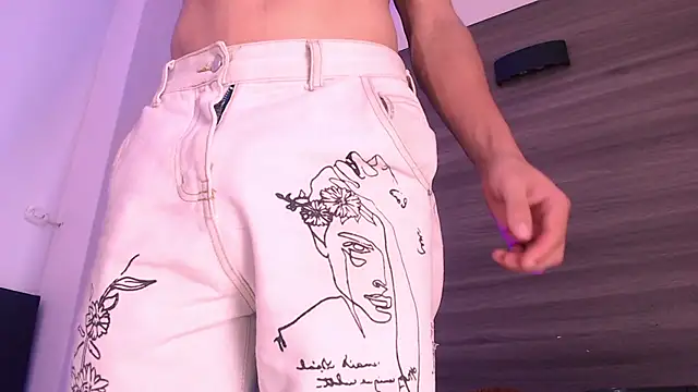 SashaNova online show from January 17, 2026, 5:22 am