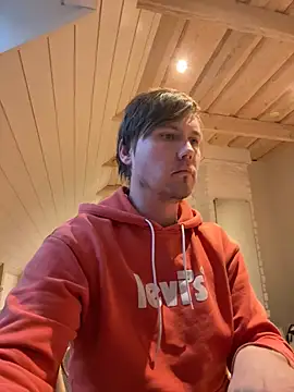 Snapshot of SteelViper chatting on September 30, 2025, 3:18 pm SteelViper online show from September 30, 2025, 3:18 pm