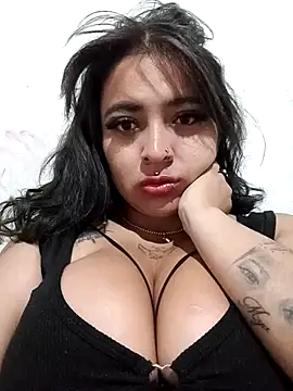 Sarah917 online show from February 12, 2026, 11:32 am