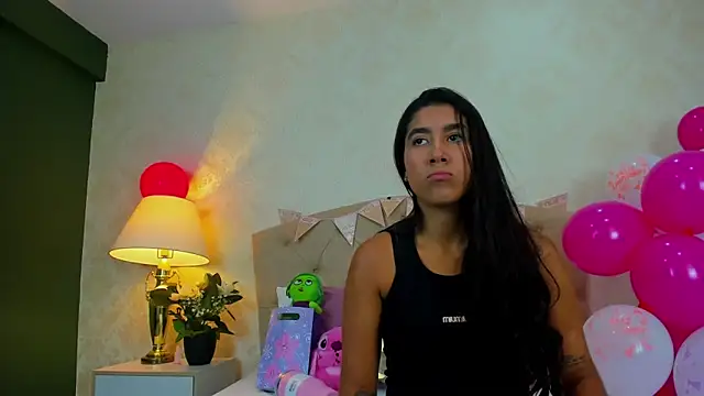 Mia Montess online show from March 26, 2026, 1:20 pm