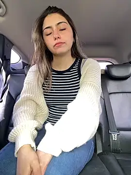 floooohv online show from October 19, 2025, 7:05 pm