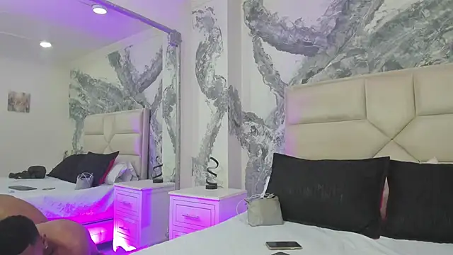 Snapshot of LexiAndDeker chatting on March 18, 2025, 12:39 pm LexiAndDeker online show from March 18, 2025, 12:39 pm