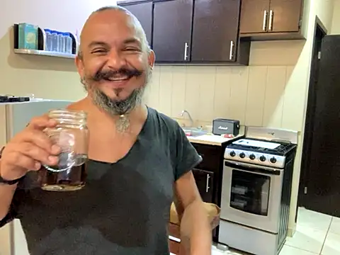 Snapshot of Sollhmaarh chatting on October 4, 2025, 5:09 am Sollhmaarh online show from October 4, 2025, 5:09 am