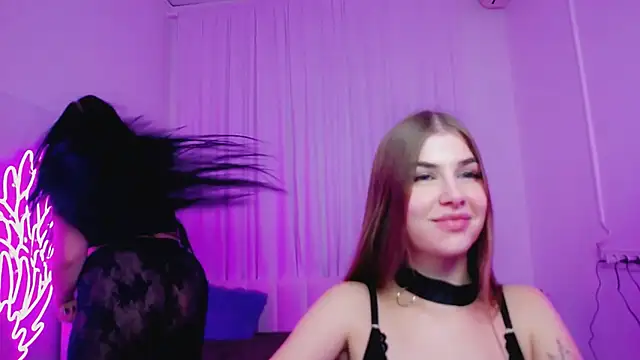 Snapshot of Eliss_Shyyo chatting on November 10, 2025, 5:29 pm Eliss Shyyo online show from November 10, 2025, 5:29 pm