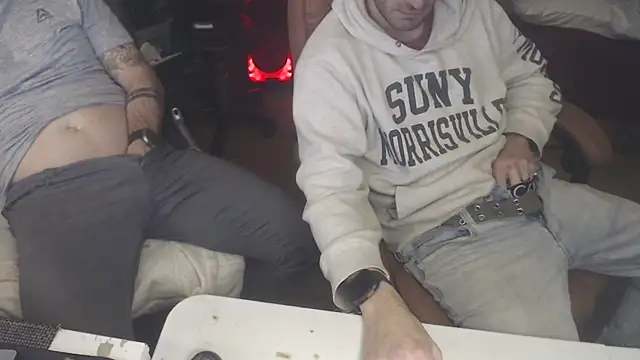 Snapshot of weknowourworth6999 chatting on October 26, 2025, 9:59 pm weknowourworth6999 online show from October 26, 2025, 9:59 pm