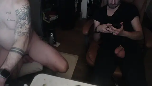 Snapshot of weknowourworth6999 chatting on November 26, 2025, 5:51 am weknowourworth6999 online show from November 26, 2025, 5:51 am