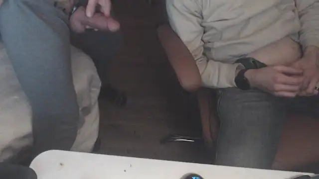 Snapshot of weknowourworth6999 chatting on October 26, 2025, 9:53 am weknowourworth6999 online show from October 26, 2025, 9:53 am