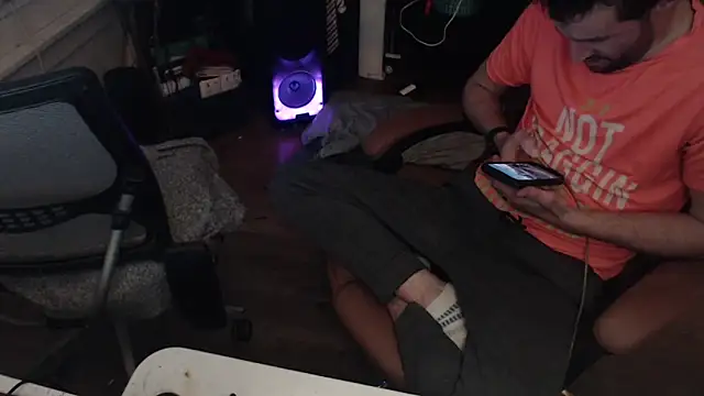 Snapshot of weknowourworth6999 chatting on November 11, 2025, 9:31 pm weknowourworth6999 online show from November 11, 2025, 9:31 pm