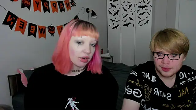 JayMollyy online show from October 31, 2025, 5:20 pm