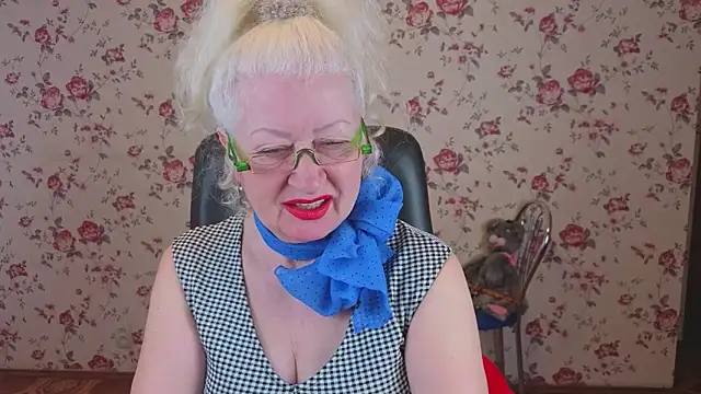 Maya Mayflower online show from April 19, 2026, 3:18 am