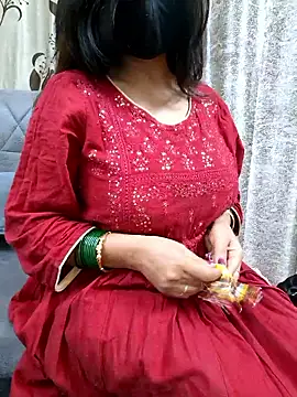 Decant Ruhi143 online show from October 17, 2025, 10:39 am