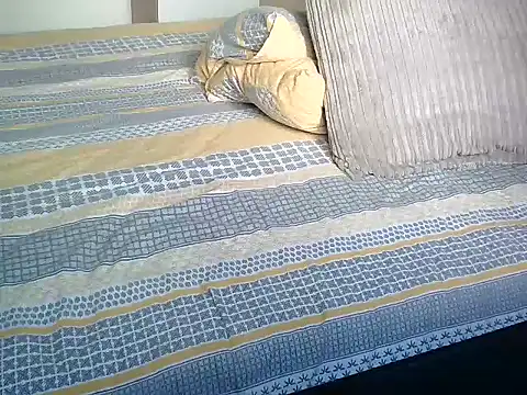 Snapshot of Enoch981 chatting on March 18, 2025, 9:01 am Enoch981 online show from March 18, 2025, 9:01 am