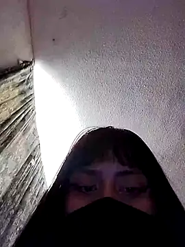 Sxx210 online show from March 18, 2025, 7:44 pm