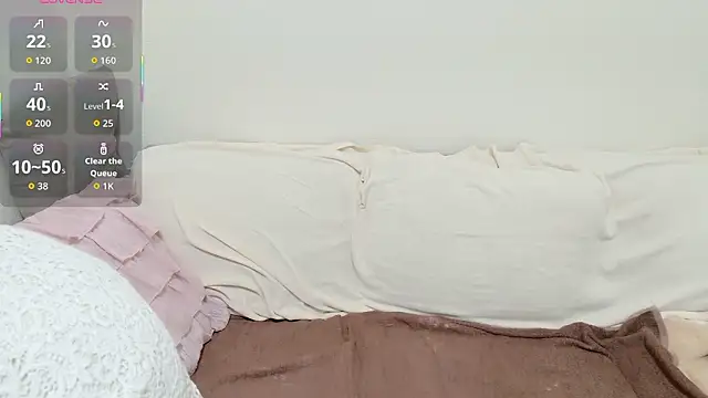 Snapshot of pppYukaqqq chatting on November 17, 2025, 10:52 am pppYukaqqq online show from November 17, 2025, 10:52 am