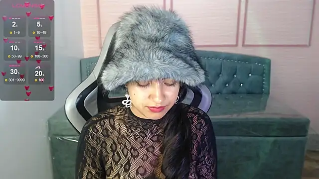 Snapshot of alexa_romero_t chatting on November 5, 2025, 12:41 pm alexa romero t online show from November 5, 2025, 12:41 pm