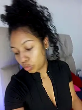 Snapshot of Sasha_rd chatting on October 21, 2025, 7:24 pm Sasha rd online show from October 21, 2025, 7:24 pm