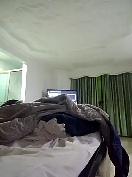 Snapshot of Ariana_Rodriguez chatting on November 7, 2025, 3:33 am Ariana Rodriguez online show from November 7, 2025, 3:33 am