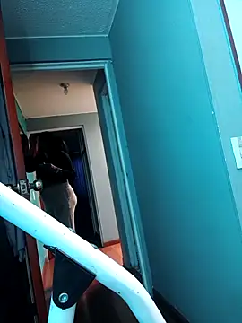 Snapshot of Ariana_Rodriguez chatting on December 15, 2025, 1:28 pm Ariana Rodriguez online show from December 15, 2025, 1:28 pm