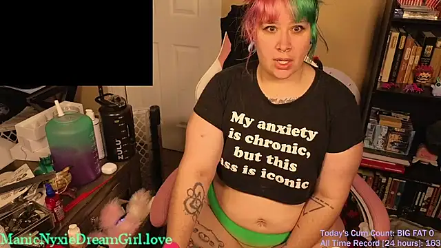 VioletNova online show from September 9, 2025, 11:52 am