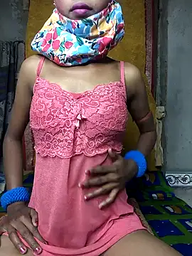 Cutesoma01 online show from November 24, 2025, 4:18 pm