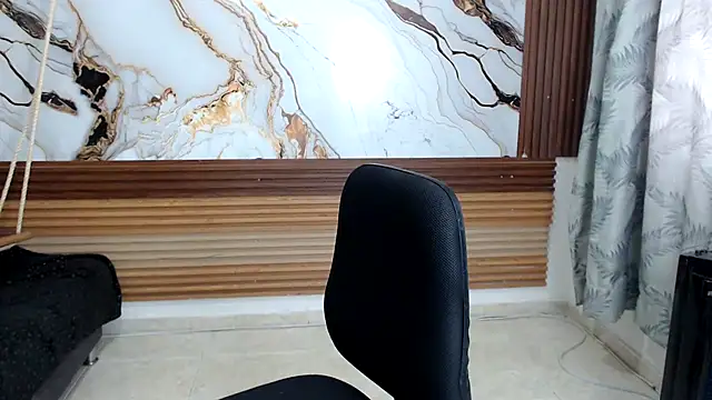 Snapshot of nanis_milf chatting on October 31, 2025, 2:35 pm nanis milf online show from October 31, 2025, 2:35 pm