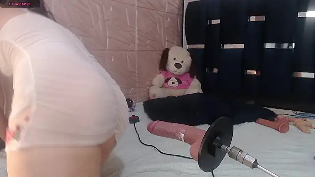 Aleska128 online show from October 18, 2025, 9:11 am