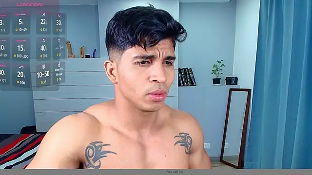 Snapshot of Apolotherock chatting on October 30, 2025, 8:50 pm Apolotherock online show from October 30, 2025, 8:50 pm